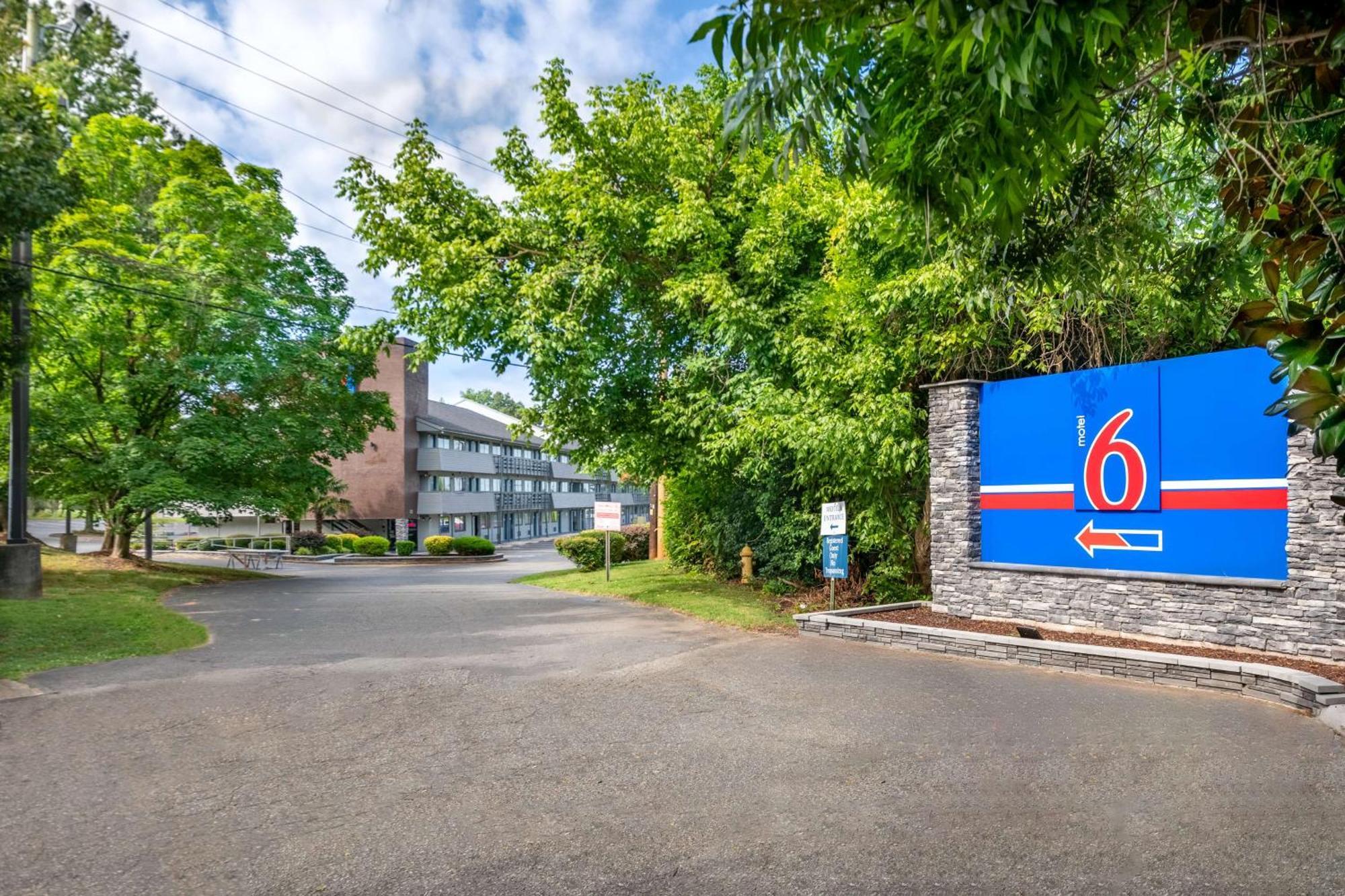 Motel 6-Charlotte, Nc - Coliseum Eksteriør billede